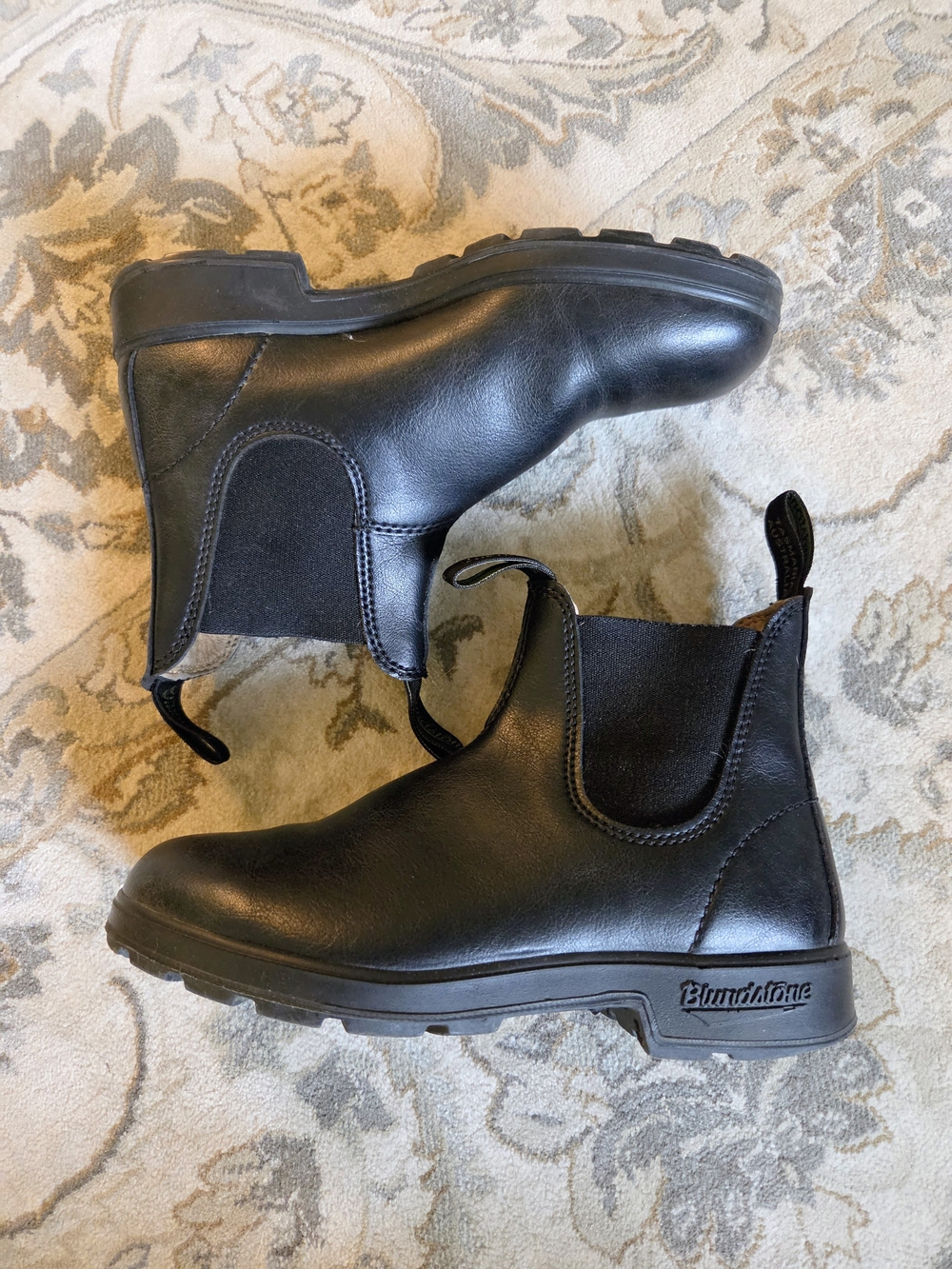 Blundstone Black Leather Chelsea Ankle Boots 8.5